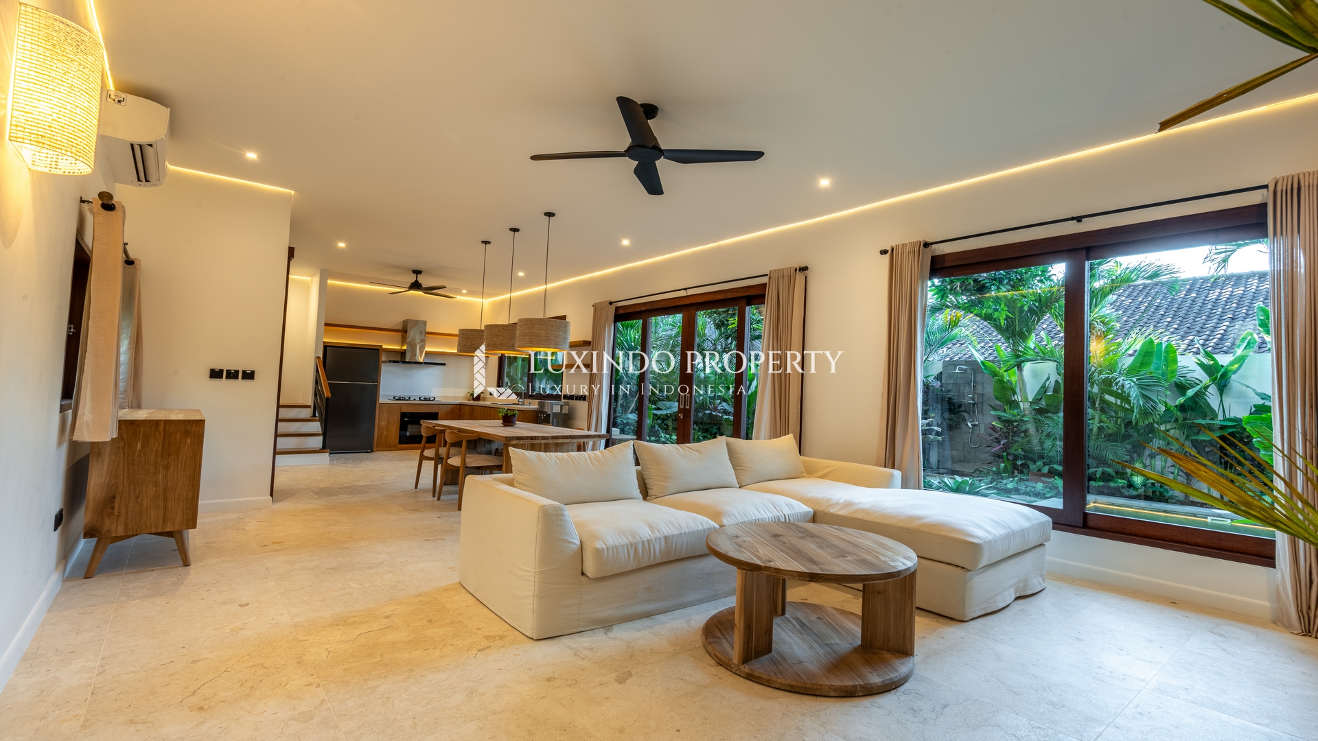 SANUR - BEACHSIDE TOWNHOUSE FOR LEASE (LHV987)